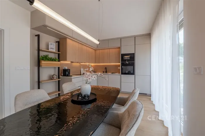 Prodej bytu 6+kk a větší, Kamenice - Těptín, 151 m2