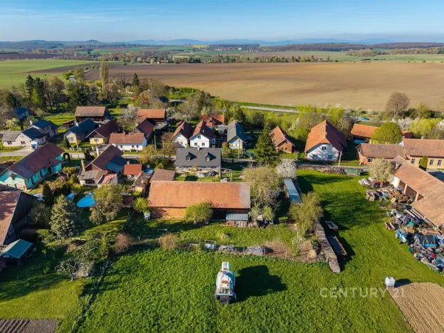 Prodej chalupy, Jičíněves - Labouň, 180 m2