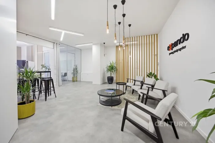 Prodej kanceláře, Praha - Smíchov, Na Zatlance, 232 m2