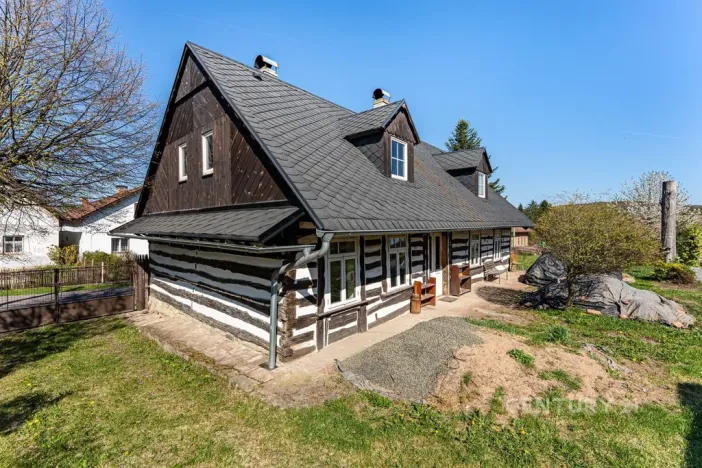 Prodej zemědělské usedlosti, Jičíněves - Labouň, 180 m2