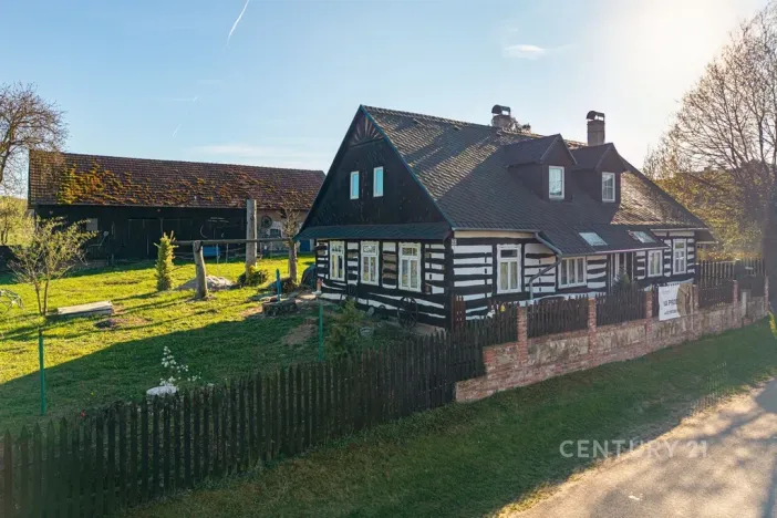 Prodej zemědělské usedlosti, Jičíněves - Labouň, 180 m2