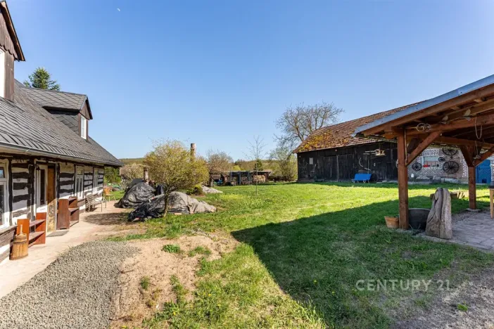 Prodej zemědělské usedlosti, Jičíněves - Labouň, 180 m2