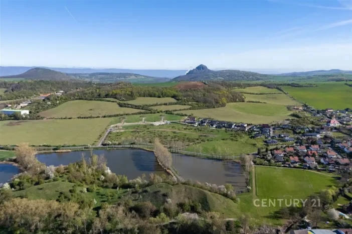 Prodej pozemku pro bydlení, Lužice, 1215 m2