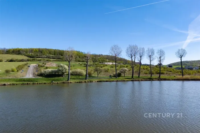 Prodej pozemku pro bydlení, Lužice, 1215 m2