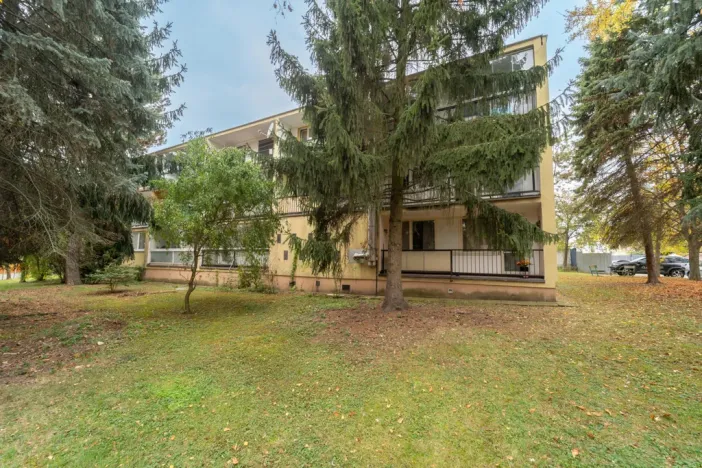 Prodej bytu 1+kk, Praha - Uhříněves, Na vysočině, 30 m2