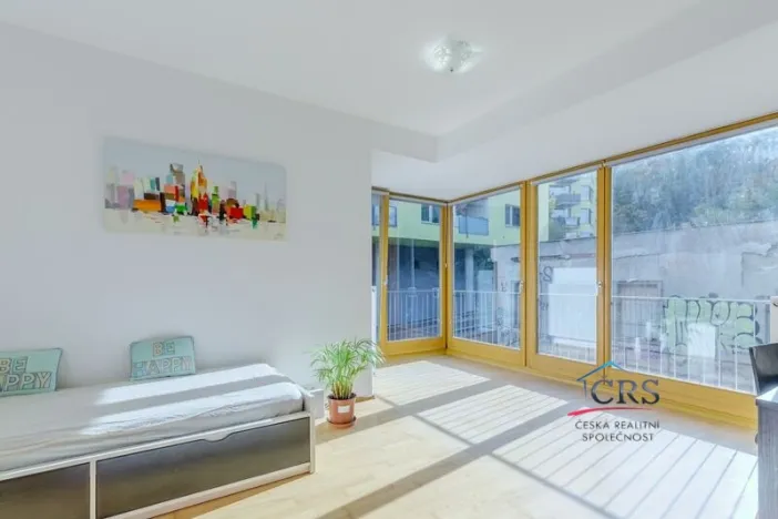 Prodej bytu 2+kk, Praha, Jeseniova, 55 m2