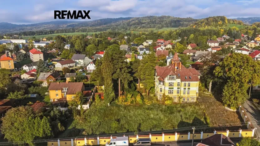 Prodej vily, Nový Bor, Lidická, 677 m2
