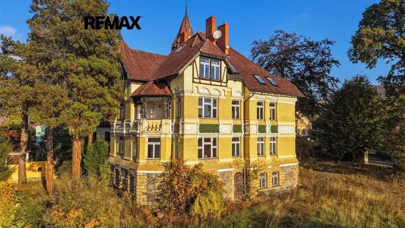 Prodej vily, Nový Bor, Lidická, 677 m2