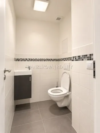 Prodej bytu 3+kk, České Budějovice - České Budějovice 7, Komenského, 66 m2