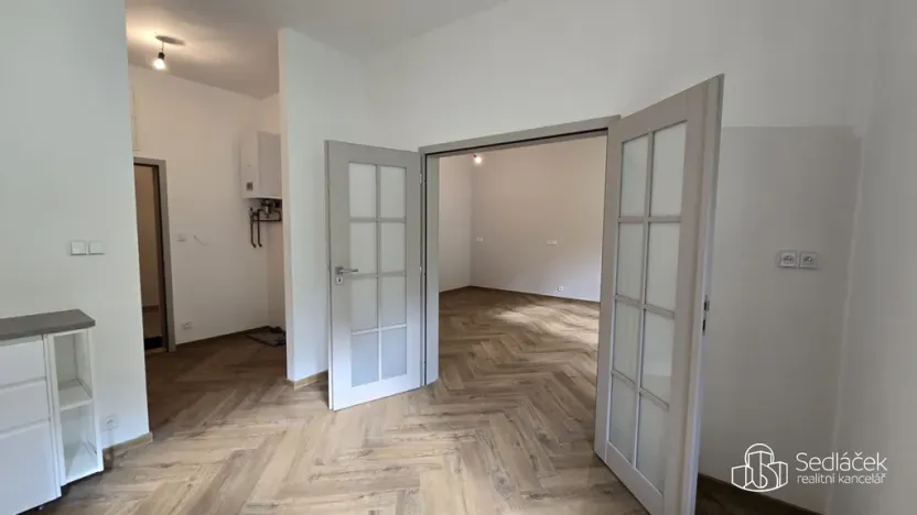 Pronájem bytu 1+1, Karlovy Vary, Krále Jiřího, 61 m2