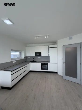 Pronájem bytu 3+kk, Třebíč - Horka-Domky, Družstevní, 72 m2