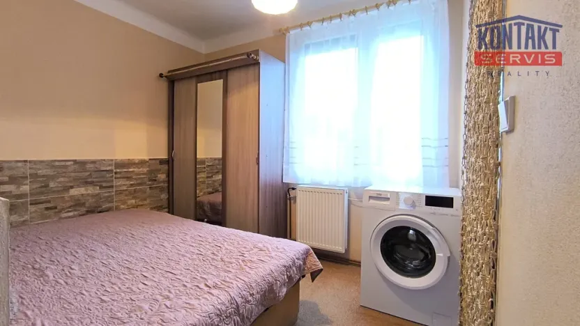 Pronájem rodinného domu, Lišov, Benátky, 32 m2