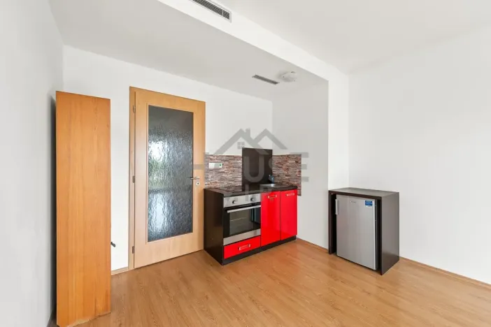 Prodej bytu 1+kk, Praha - Letňany, Nepomuckých, 38 m2