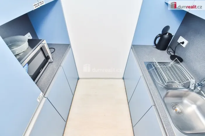 Pronájem kanceláře, Praha - Nové Město, V jirchářích, 70 m2