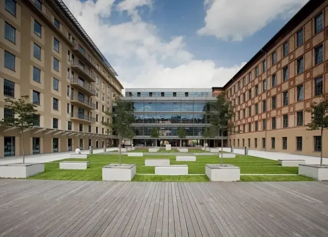 Pronájem kanceláře, Praha - Holešovice, 653 m2
