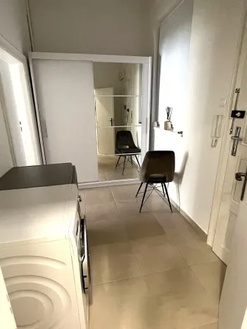 Prodej bytu 2+kk, Praha - Břevnov, Závěrka, 47 m2