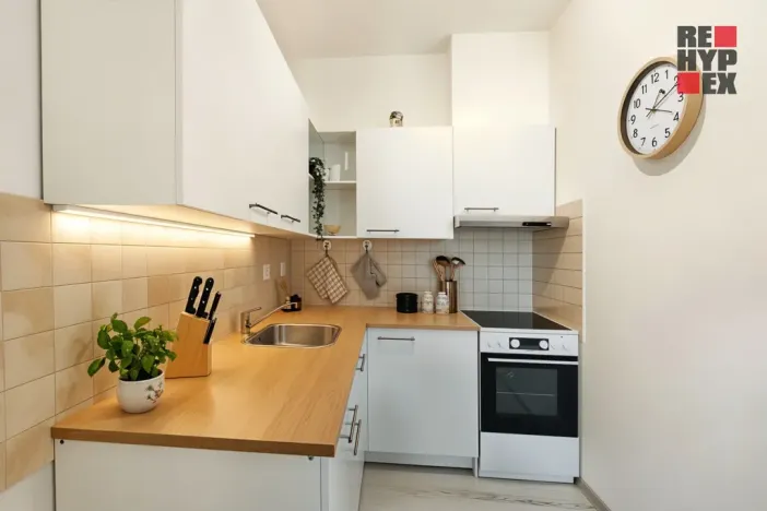 Pronájem bytu 2+kk, Liberec - Liberec III-Jeřáb, Tatranská, 41 m2