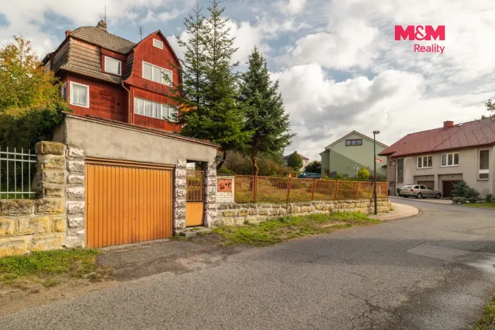 Prodej rodinného domu, Doksy, Husova, 250 m2