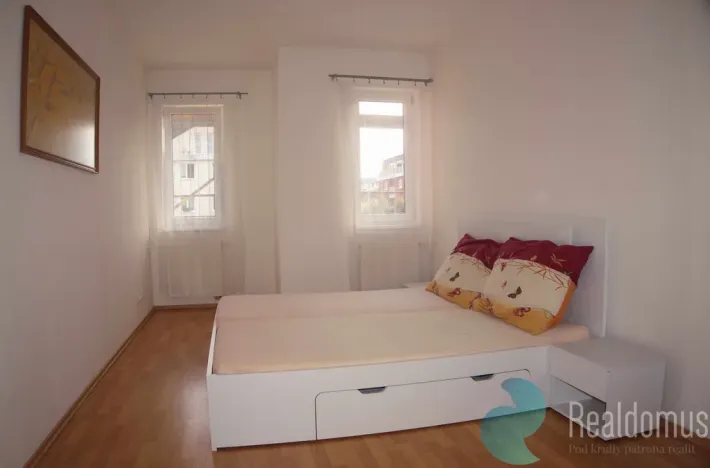 Pronájem bytu 2+kk, Úvaly, U Hostína, 48 m2