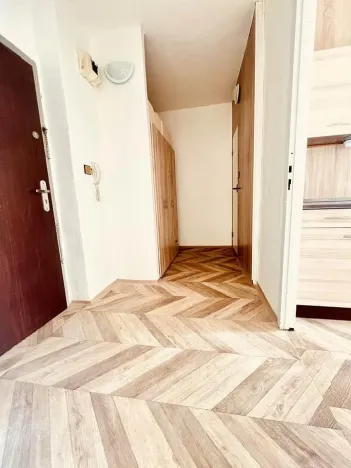 Pronájem bytu 1+1, Ostrava - Poruba, Otakara Jeremiáše, 38 m2