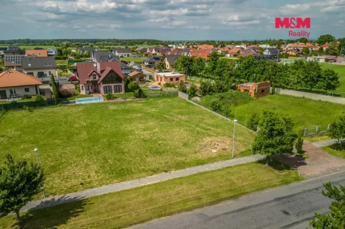 Prodej pozemku pro bydlení, Pátek, 720 m2