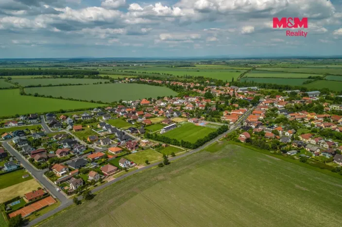 Prodej pozemku pro bydlení, Pátek, 720 m2