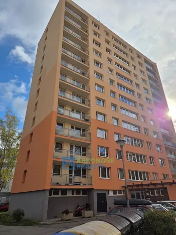 Pronájem bytu 1+kk, Trutnov - Střední Předměstí, Křižíkova, 25 m2