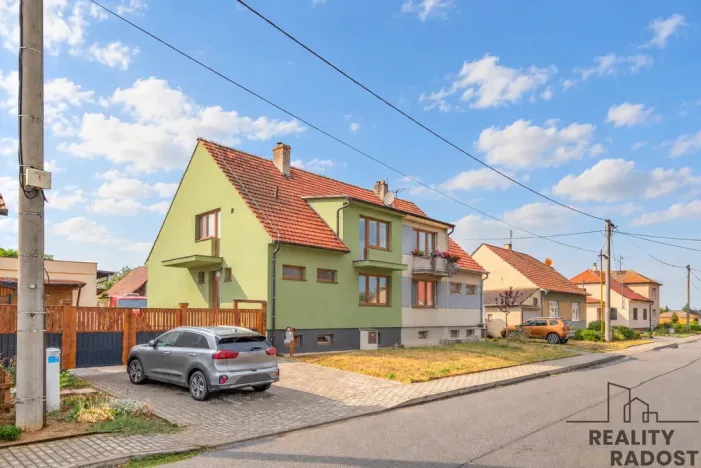 Prodej rodinného domu, Petrovice, 240 m2