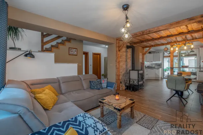 Prodej rodinného domu, Petrovice, 240 m2