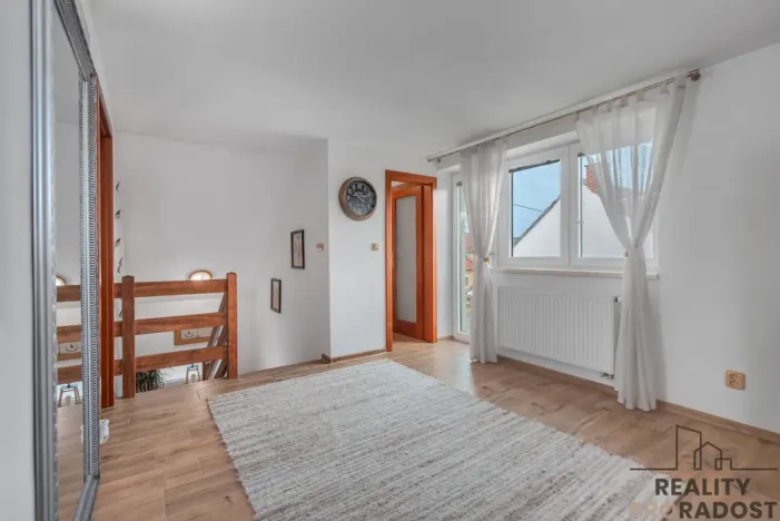 Prodej rodinného domu, Petrovice, 240 m2