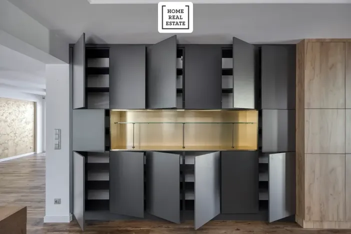Prodej bytu 2+kk, Karlovy Vary, Šumavská, 75 m2