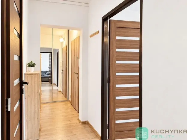 Pronájem bytu 3+1, Osek, Hrdlovská, 80 m2