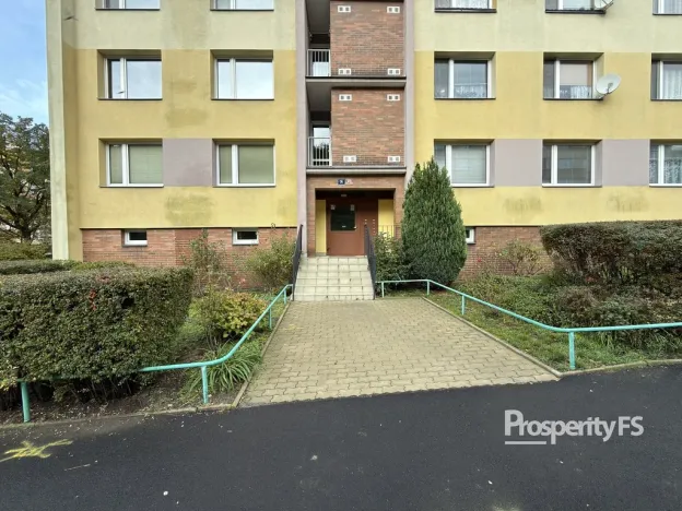 Pronájem bytu 1+1, 37 m², Tolstého, Ústí nad Labem, Střekov