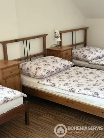 Prodej ubytování, Hradec Králové, Všehrdova, 260 m2