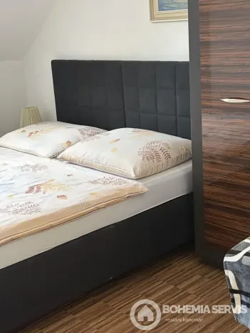Prodej ubytování, Hradec Králové, Všehrdova, 260 m2