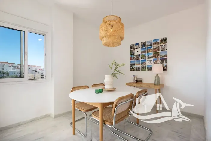 Prodej bytu 3+kk, Estepona, Španělsko, 83 m2