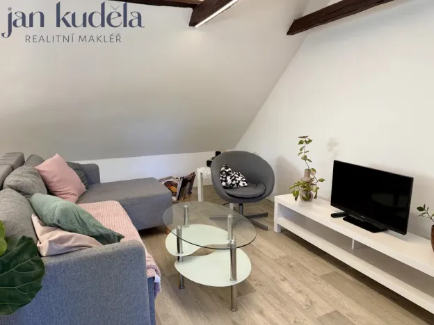 Pronájem bytu 2+kk, Brno, Sochorova, 45 m2