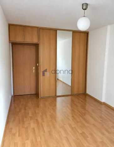 Pronájem bytu 2+kk, Praha, Křižíkova, 51 m2