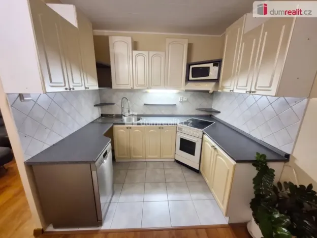 Prodej bytu 3+1, Roudnice nad Labem, Neklanova, 67 m2