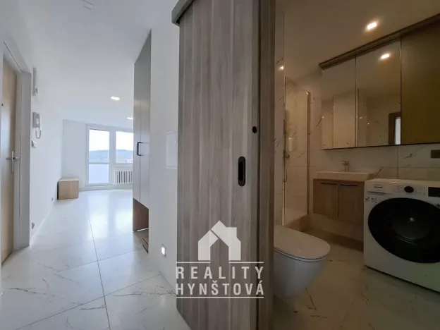Pronájem bytu 1+1, Blansko, Dvorská, 33 m2