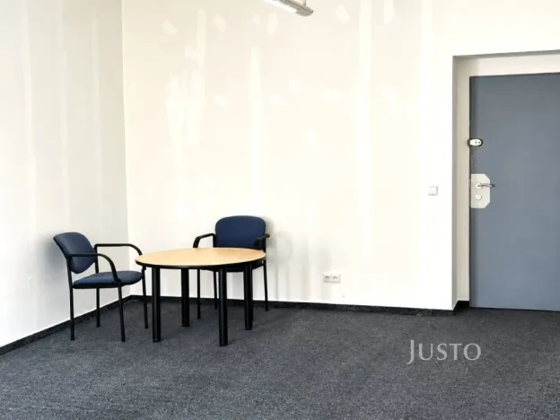 Pronájem kanceláře, Písek - Vnitřní Město, Chelčického, 37 m2