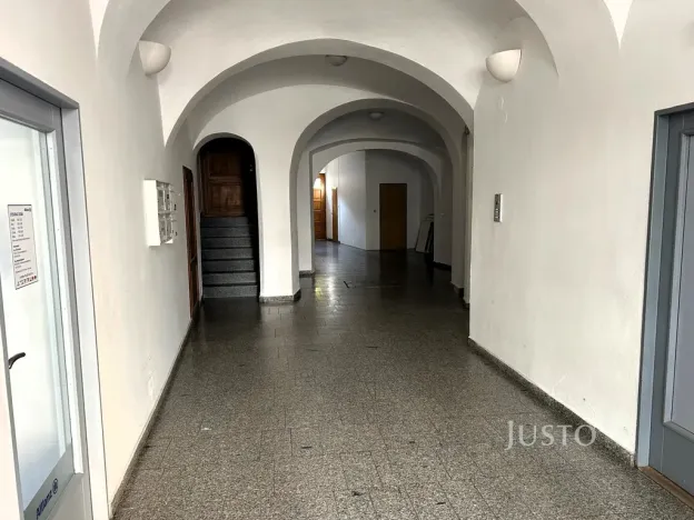Pronájem kanceláře, Písek - Vnitřní Město, Chelčického, 37 m2