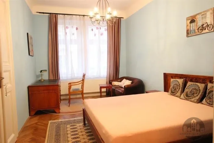 Pronájem bytu 3+1, Praha, Korunní, 95 m2