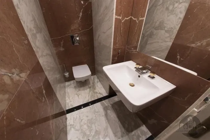 Pronájem bytu 3+1, Praha, Korunní, 95 m2