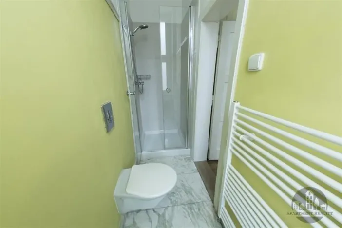 Pronájem bytu 3+1, Praha, Korunní, 95 m2