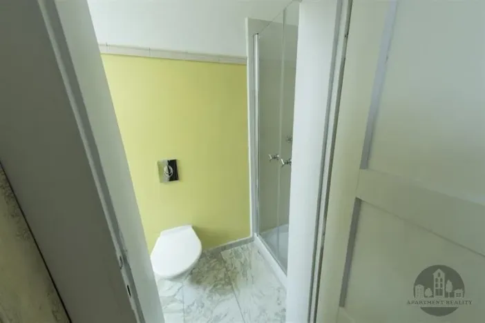 Pronájem bytu 3+1, Praha, Korunní, 95 m2