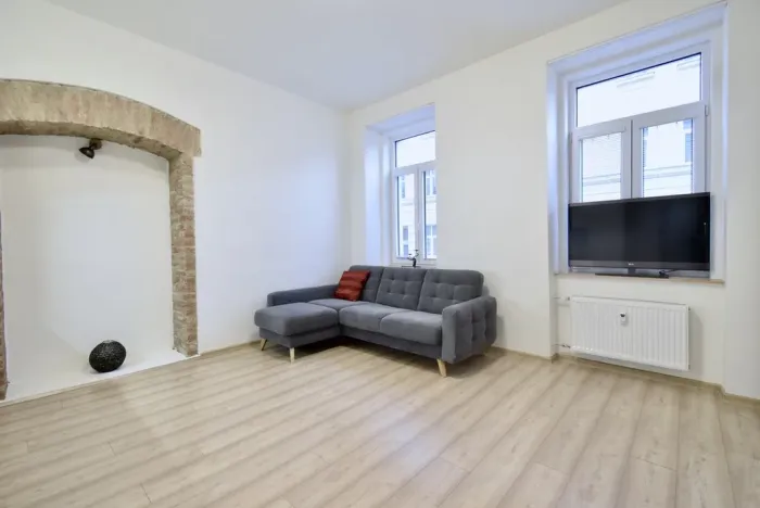 Pronájem bytu 1+kk, Brno - Zábrdovice, Vlhká, 27 m2