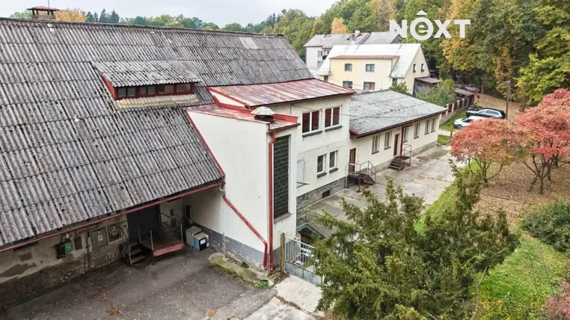 Prodej výrobních prostor, Jindřichův Hradec, 9726 m2