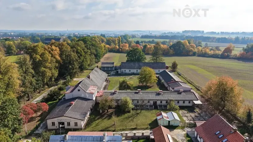Prodej výrobních prostor, Jindřichův Hradec, 9726 m2