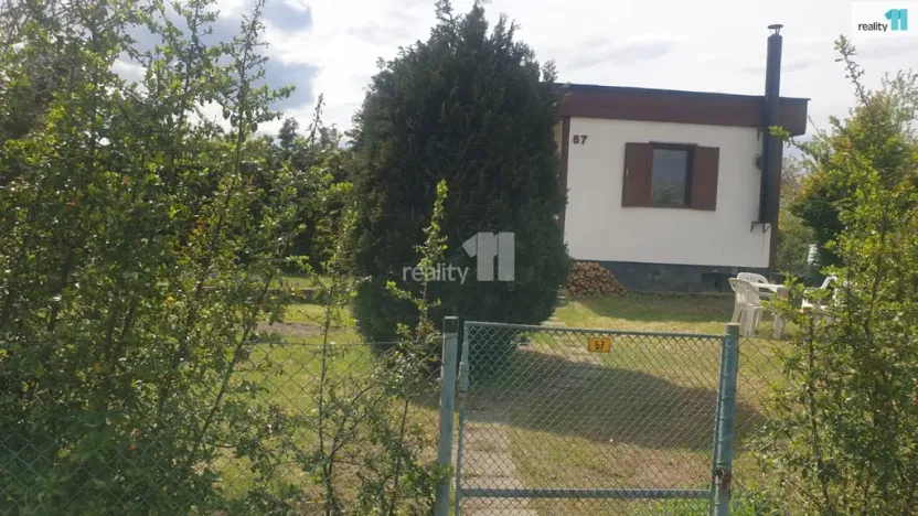 Pronájem chaty, Praha - Cholupice, U obce, 23 m2